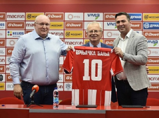 Звезда, по треће учешће у Лиги шампиона, креће с места из којег је пошла на светски трон